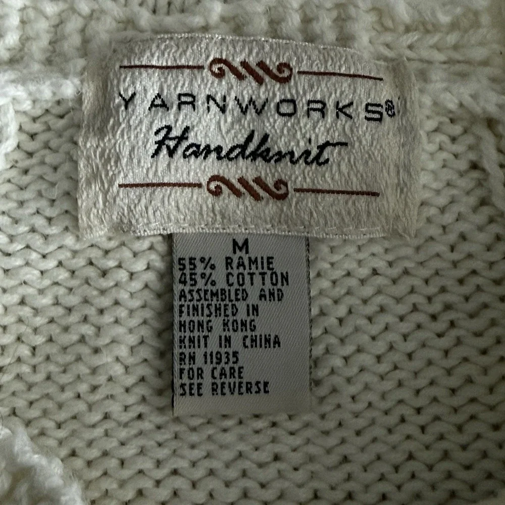 Yarnworks Hand Knit Floral Cable Knit Sweater Medium‎ Cottagecore